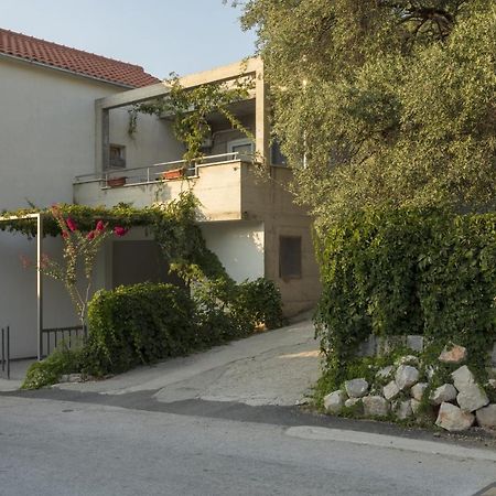 Apartments With A Parking Space Zuljana, Peljesac - 4573 Buitenkant foto